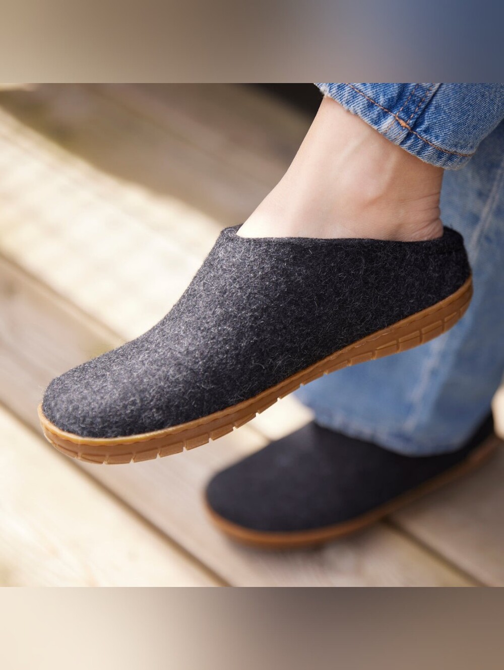 Glerups Charcoal 100% Wool Slip-On Mule Clog Honey Rubber Sole Unisex Sz 6 Eur37